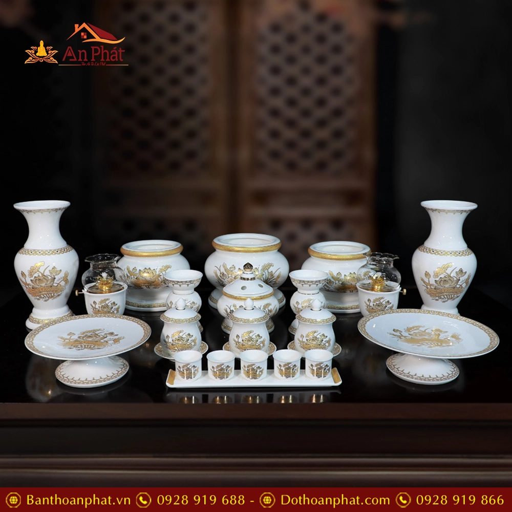Bộ Đồ Thờ Gốm Sứ Trắng Hoa Sen Vàng BDT008 7 Bộ Đồ Thờ Gốm Sứ Trắng Hoa Sen Vàng BDT008
