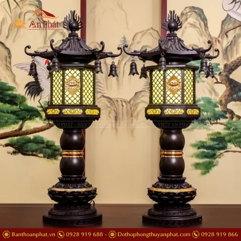 Đèn thờ điện đồng mái chùa thân vàng DTD1320 An Phát