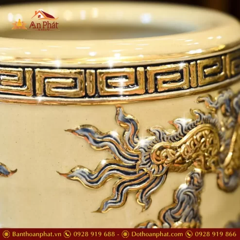 bat huong hoang tho gom bat trang ve vang dt64400008