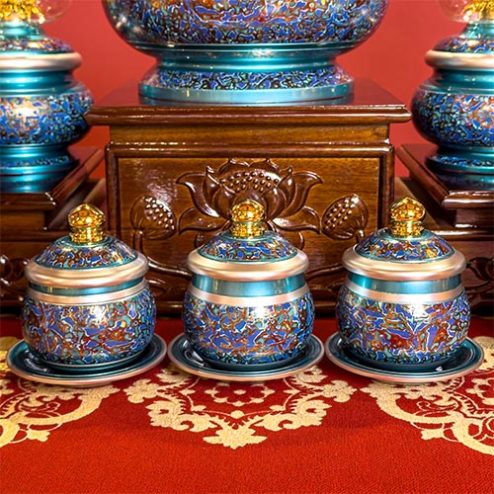Chén Nước Thờ Đồng Hoa Văn Xanh Dương DT409
