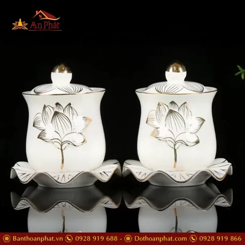 choe tho gom trang hoa sen vien vang dt62600004