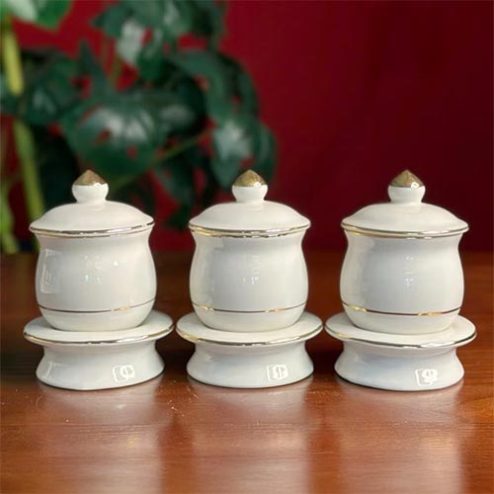 Choé Thờ Sứ Trắng Viền Vàng Nhập Khẩu DT554