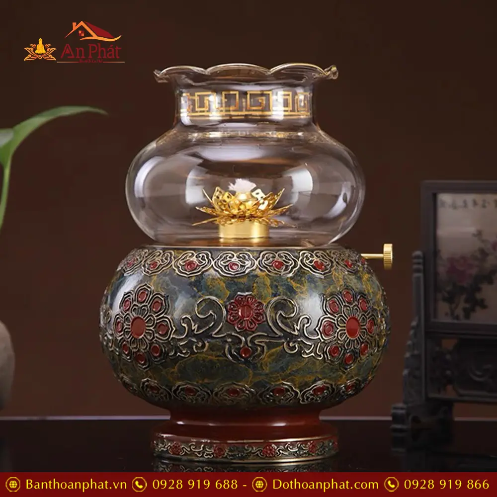 Đèn Dầu Thờ Đồng Hoa Văn Chạm Nổi Hoa Sen DT448 13 Đèn Dầu Thờ Đồng Hoa Văn Chạm Nổi Hoa Sen DT448