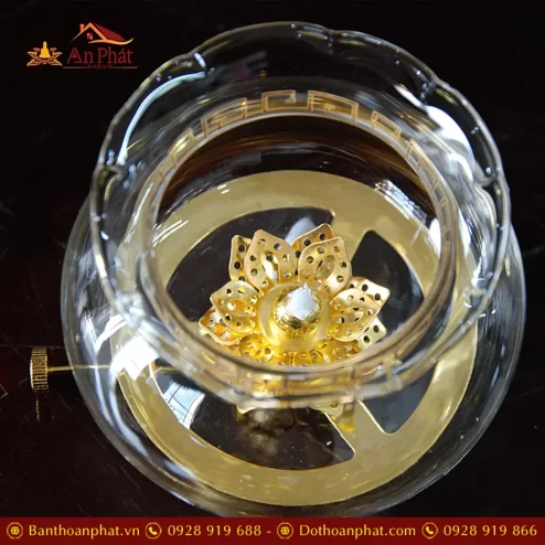 den tho dau gom trang hoa sen vien vang dt63000003