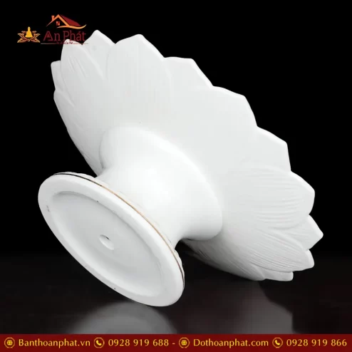 dia tho gom trang hoa sen vien vang dt62800002