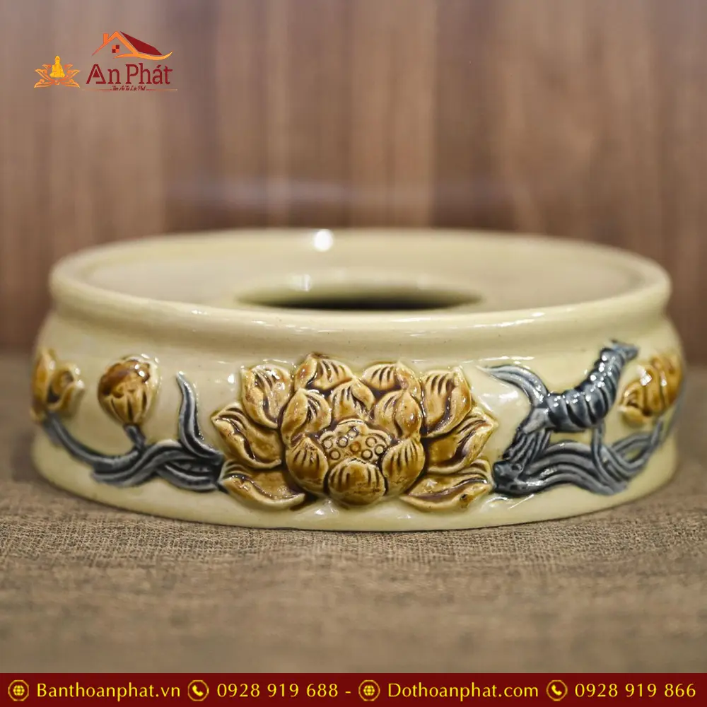 Đế Kê Bát Hương Hoàng Thổ Hoa Sen Đắp Nổi DT679 11 Đế Kê Bát Hương Hoàng Thổ Hoa Sen Đắp Nổi DT679