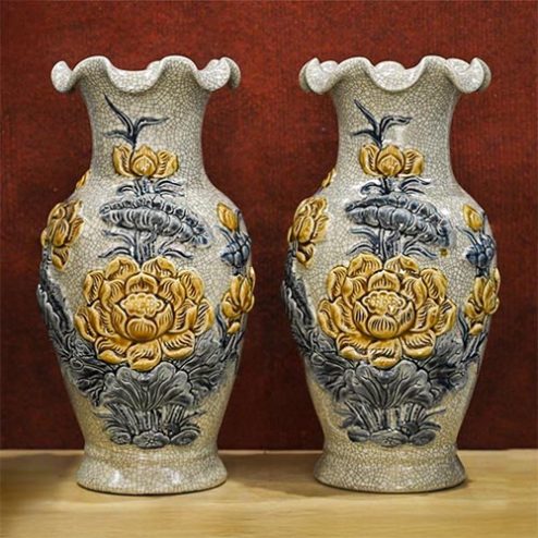 Lọ Hoa Bát Tràng Men Rạn Đắp Nổi Hoa Sen DT708