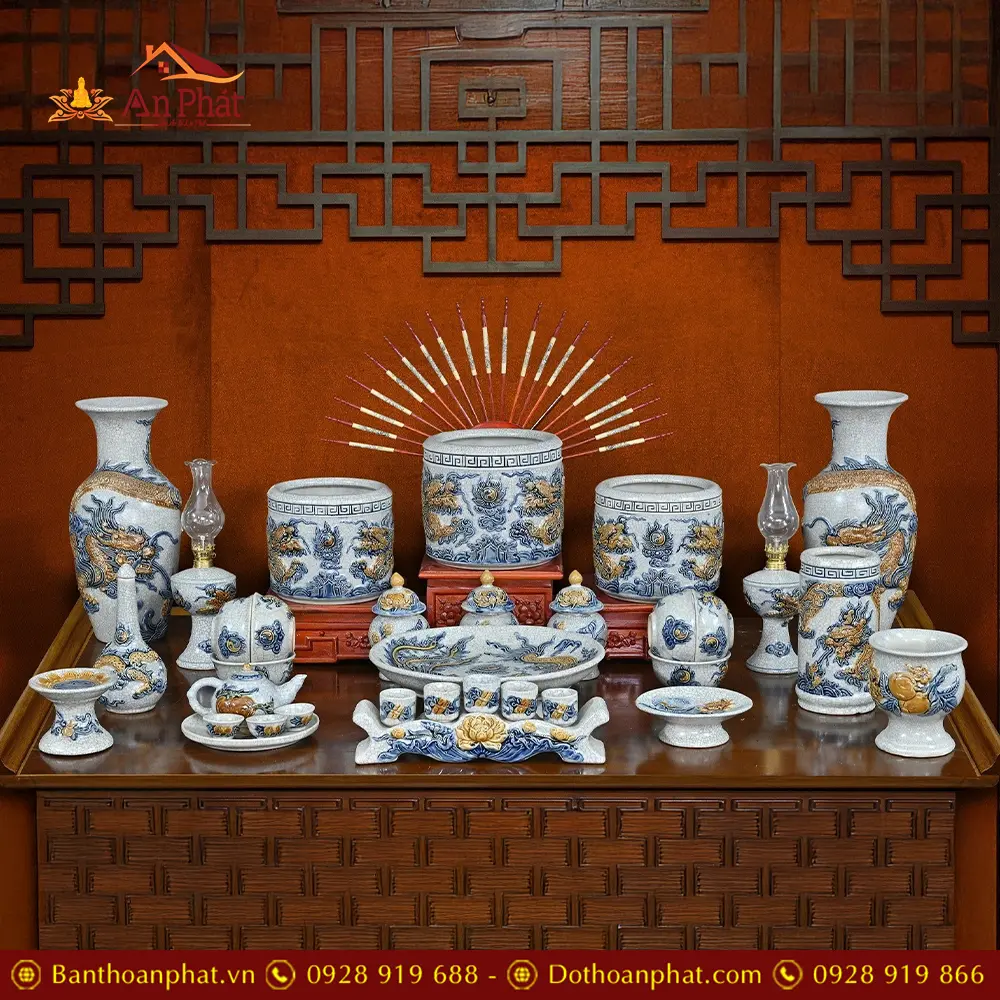 Bộ Đồ Thờ Gia Tiên Gốm Sứ Bát Tràng Men Rạn Đắp Nổi BDT119