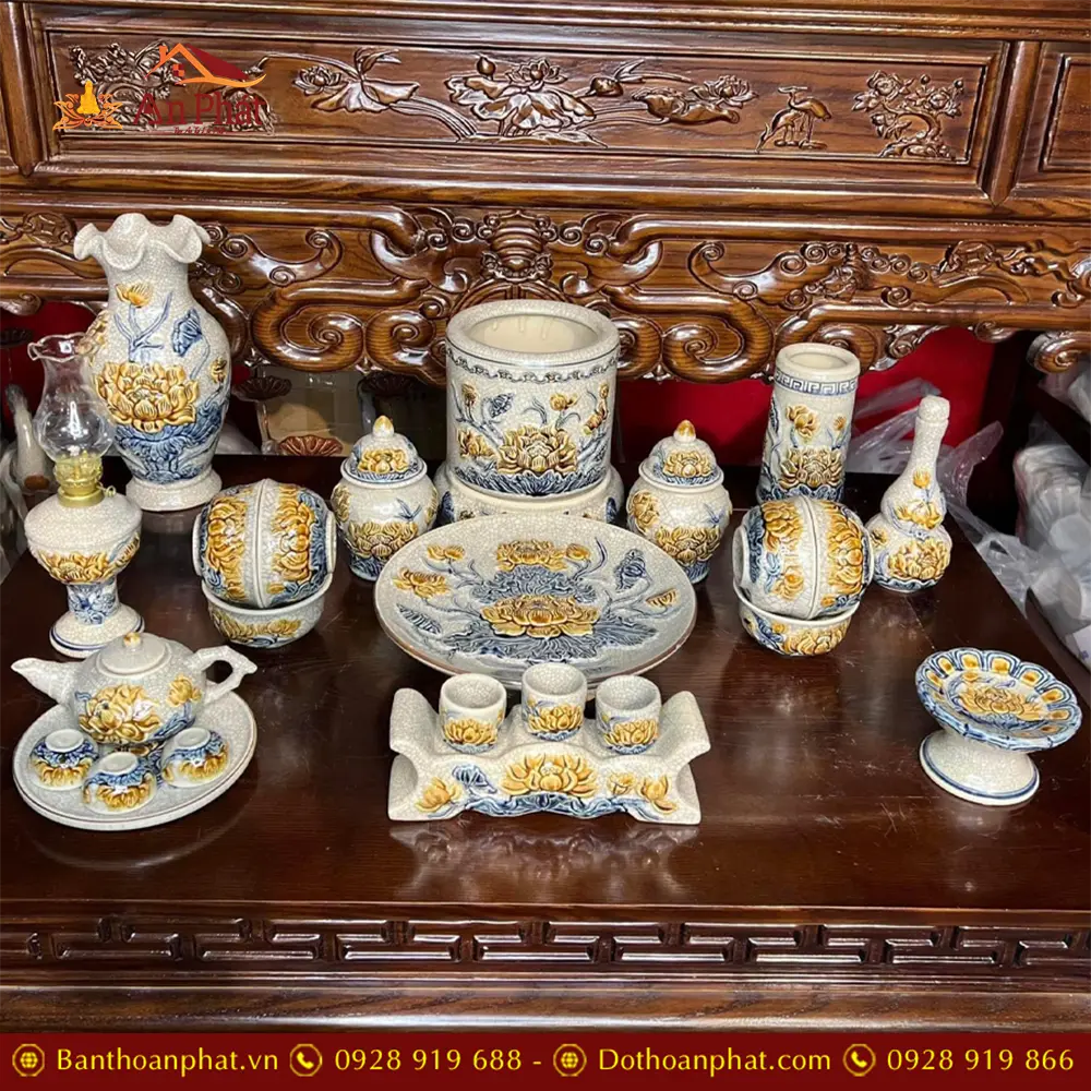 Bộ Đồ Thờ Hoa Sen Men Rạn Đắp Nổi Bát Tràng BDT114 3 Bộ Đồ Thờ Hoa Sen Men Rạn Đắp Nổi Bát Tràng BDT114