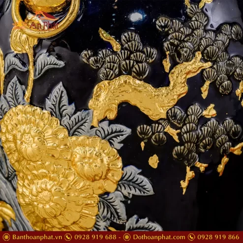 choe phong thuy dat vang xanh co ban dap noi cong dao dt97700005