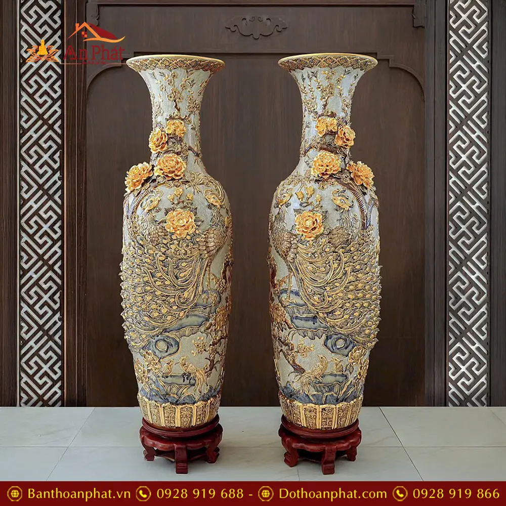 Lọ Lộc Bình Cao Cấp Công Đào Kênh Đắp Nổi Vẽ Vàng Bát Tràng DT940 9 Lọ Lộc Bình Cao Cấp Công Đào Kênh Đắp Nổi Vẽ Vàng Bát Tràng DT940