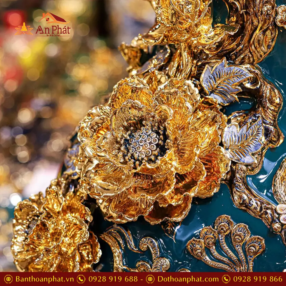 Lọ Lộc Bình Công Đào Kênh Bát Tràng Men Màu Xanh Đắp Nổi Vẽ Vàng DT943 18 lo loc binh cong dao kenh bat trang men mau xanh dap noi ve vang dt94300006