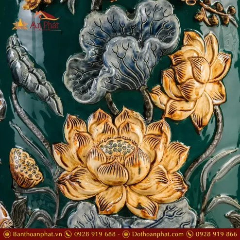 lo loc binh phuc loc tho kenh men mau xanh dap noi bat trang dt93200004