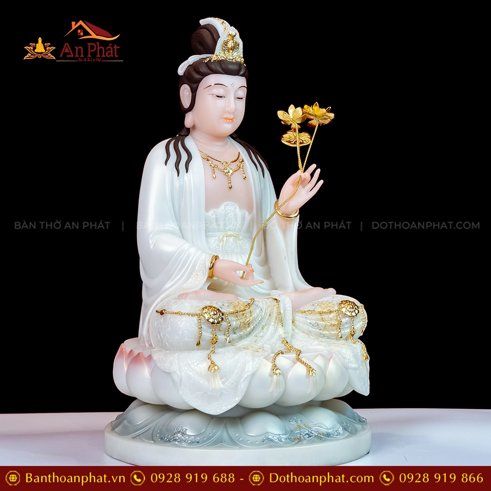 Tuong Tay Phuong Tam Thanh Toa Dai Sen Da Thach Anh Trang Vien Vang T2317 12