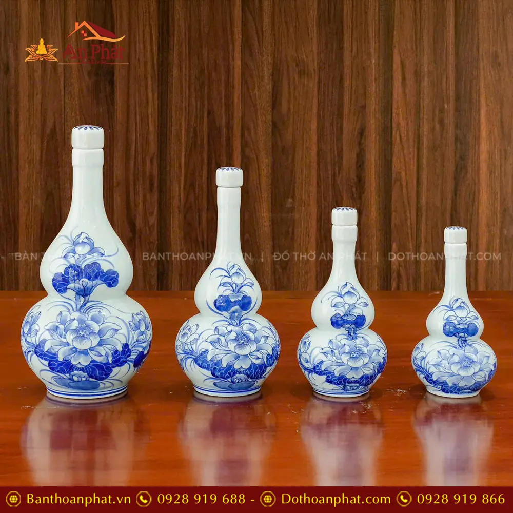 Mẫu Nậm Rượu Sứ Bát Tràng Men Lam Vẽ Tay Hoa Sen DT1014 7 Mẫu Nậm Rượu Sứ Bát Tràng Men Lam Vẽ Tay Hoa Sen DT1014