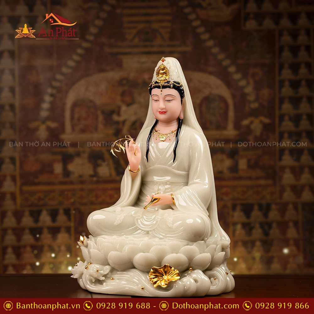 Tượng Quan âm Bồ tát ngồi đá đẹp