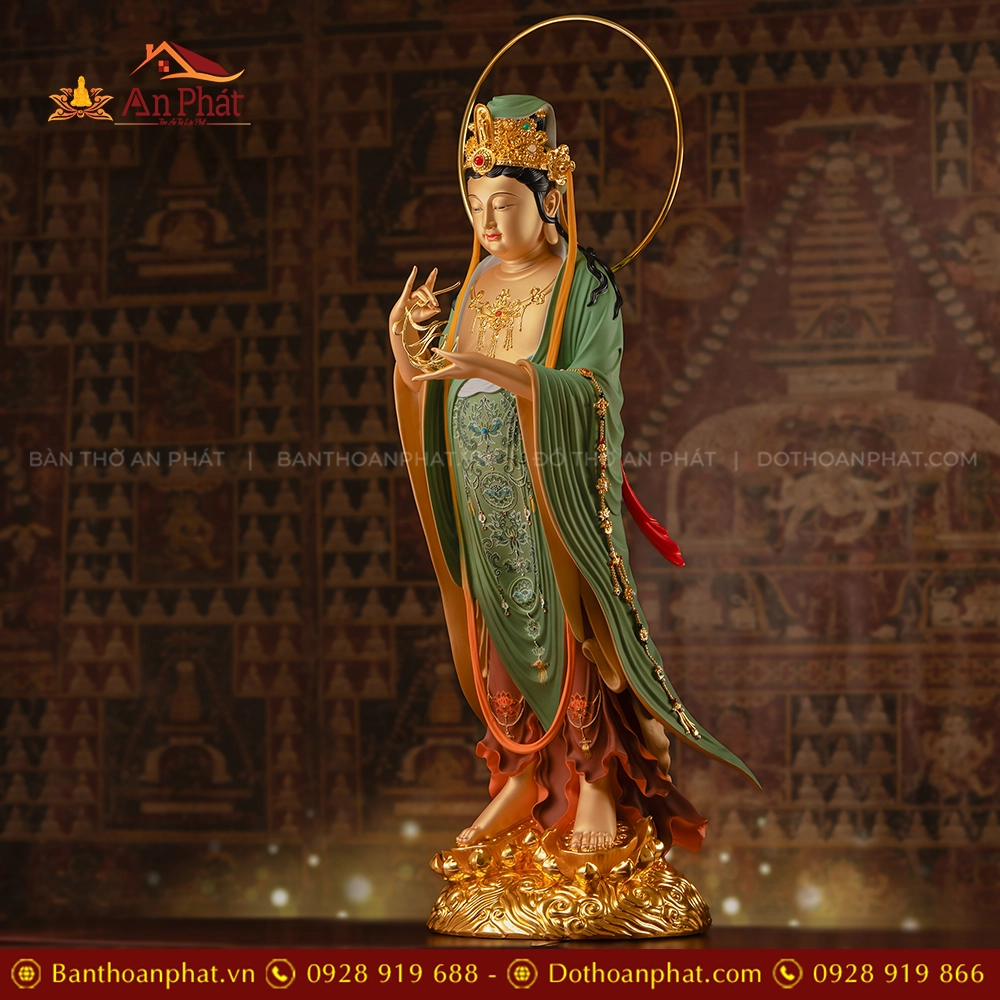 Tượng Quan Thế Âm Bồ Tát đứng bằng đồng đẹp