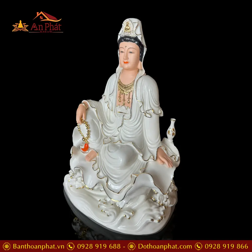 Tượng Quan Âm Tự Tại Sứ Trắng Viền Vàng Dáng Ngồi T2723