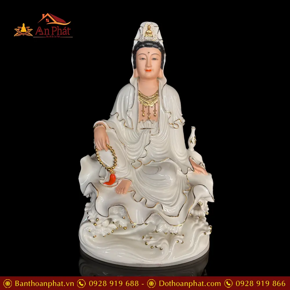 Tượng Quan Âm Tự Tại Sứ Trắng Viền Vàng Dáng Ngồi T2723