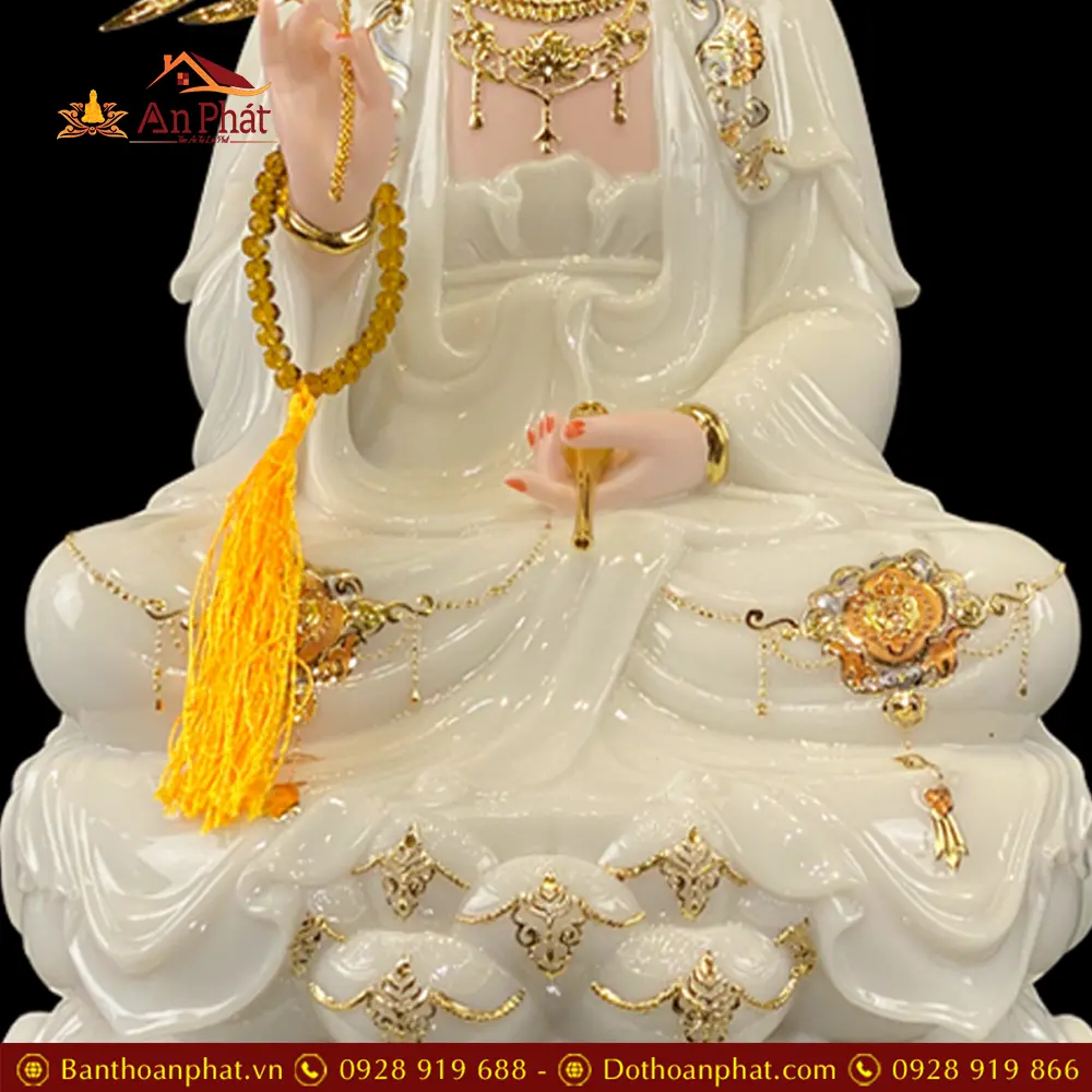 Tượng Quan Thế Âm Bồ Tát Đá Trắng Viền Vàng Ngồi Đế Mây Bằng Bột Đá Cao Cấp T2597 11 Tượng Quan Thế Âm Bồ Tát Đá Trắng Viền Vàng Ngồi Đế Mây Bằng Bột Đá Cao Cấp T2597