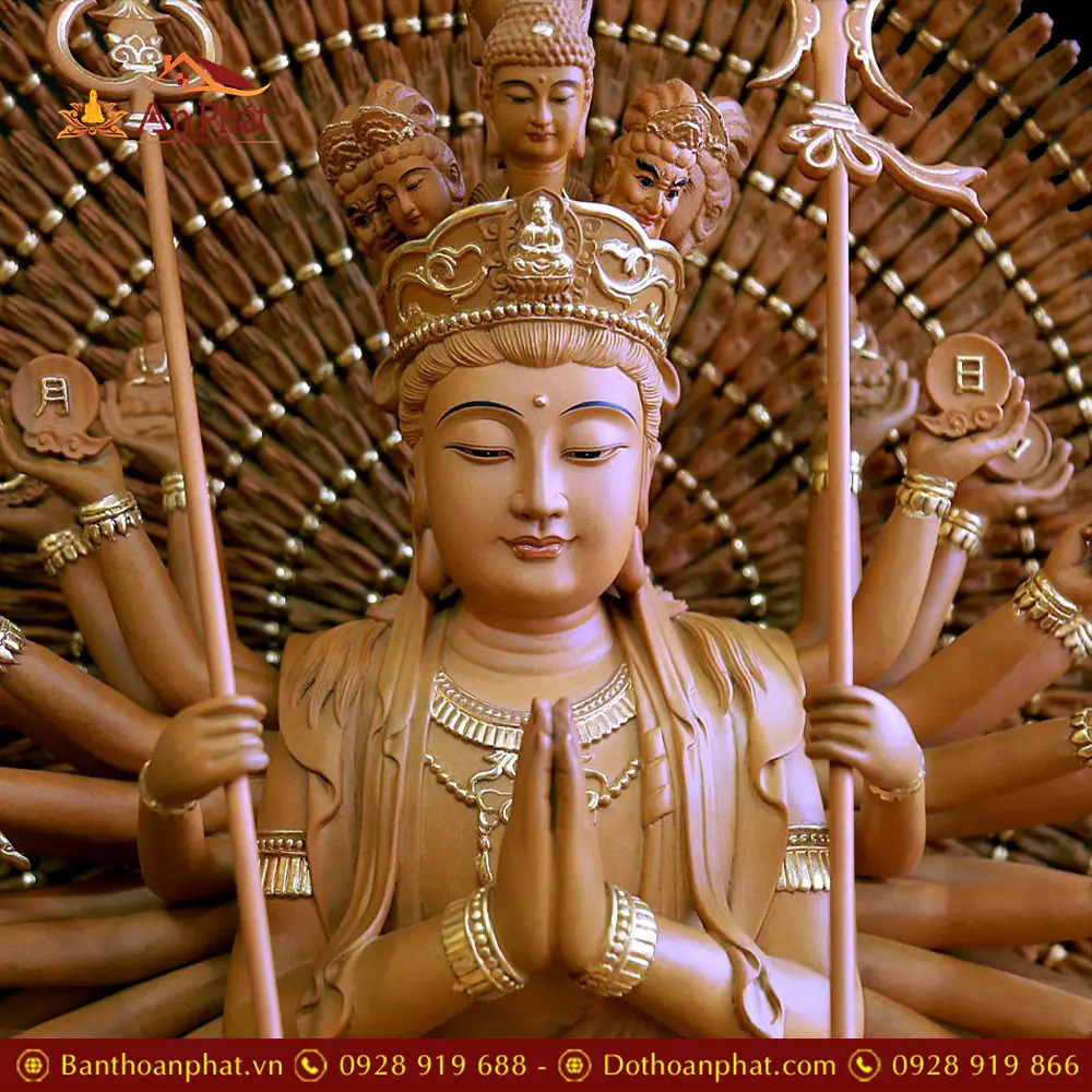 Tượng Thiên Thủ Thiên Nhẫn Gỗ Long Não Nhập Khẩu Dáng Ngồi Cao Cấp T2672