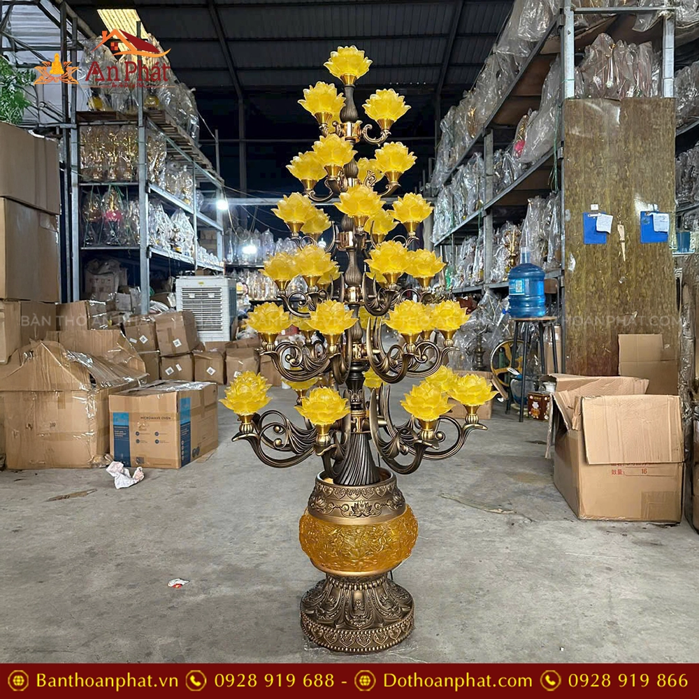 Đèn thờ hoa sen lưu ly