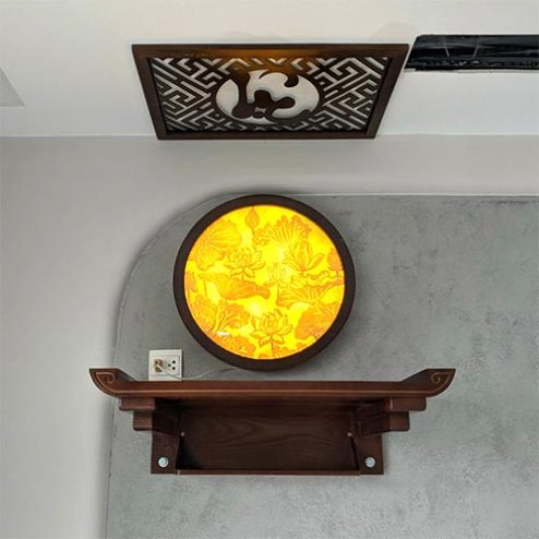 Mẫu Bàn Thờ Chung Cư Kết Hợp Tranh Trúc Chỉ Tròn BT-8751